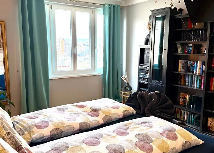 Apartment Center With 360° Rooftop