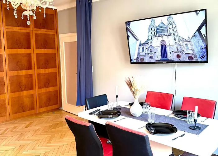 Apartment Center With 360° Rooftop Wien